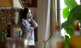 继子爆料母亲视频播放