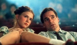 一树梨花压海棠电影在线观看,穿越时空的浪漫邂逅